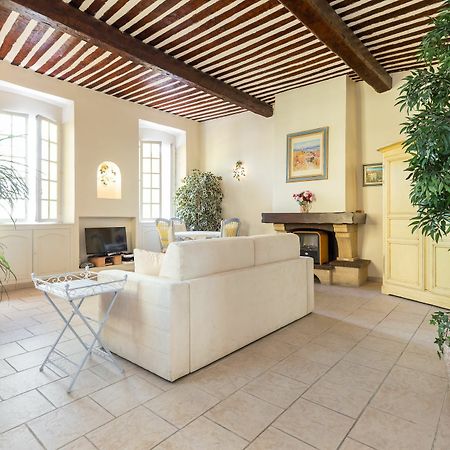 Very Charming Studio Apartment On Port In Cannes A Short Walk To Palais With Aircon And Internet 411 المظهر الخارجي الصورة