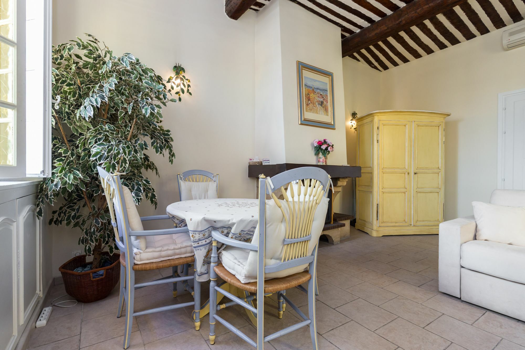 Very Charming Studio Apartment On Port In Cannes A Short Walk To Palais With Aircon And Internet 411 المظهر الخارجي الصورة